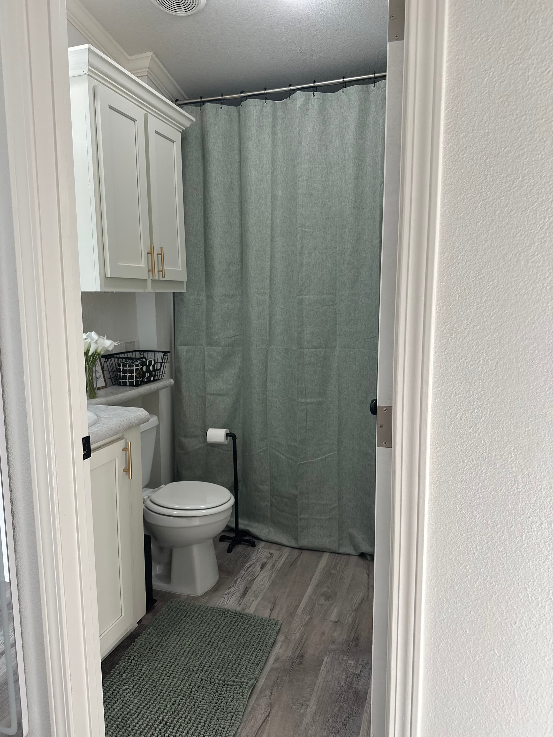 Bathroom with elegant vanity and mirror