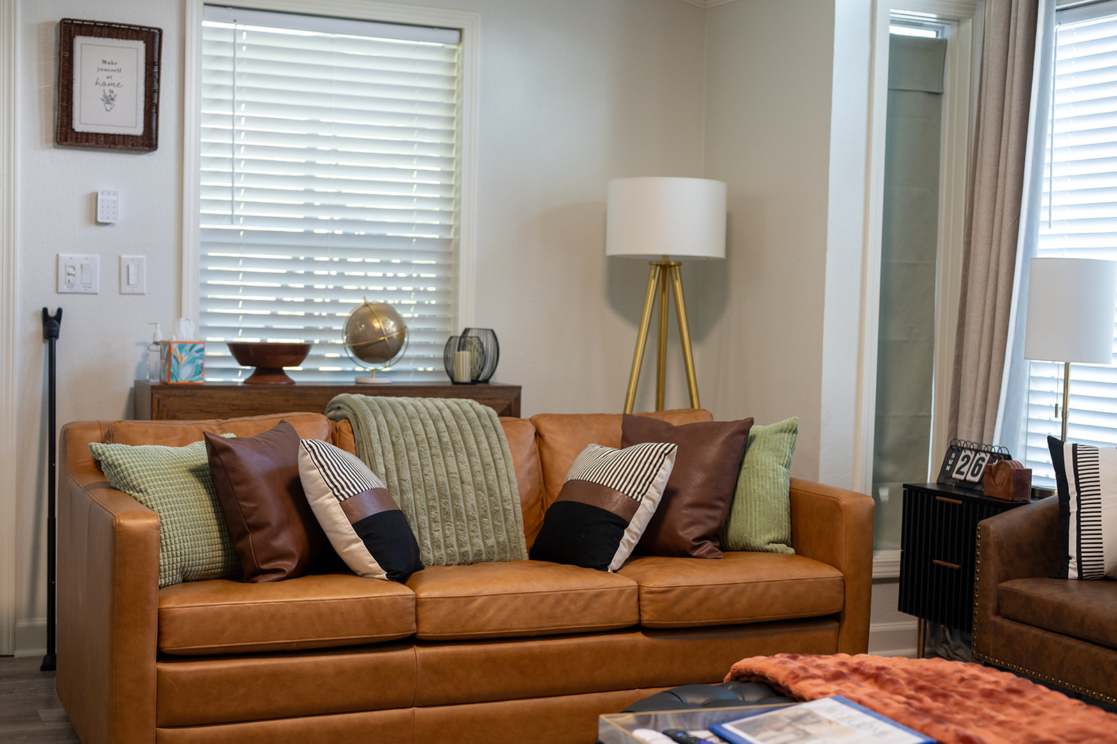 Living Room photo 7 at The Secluded Retreat